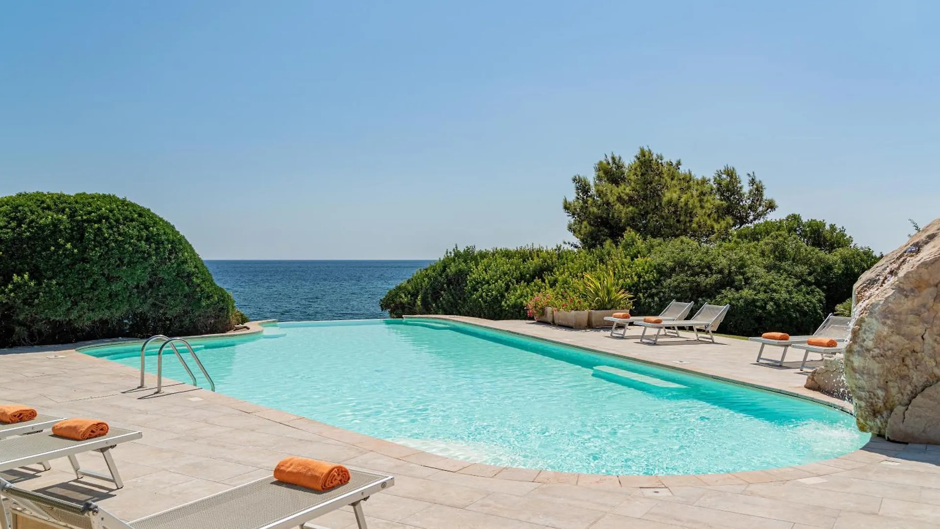 Hotel Punta Negra Fertilia